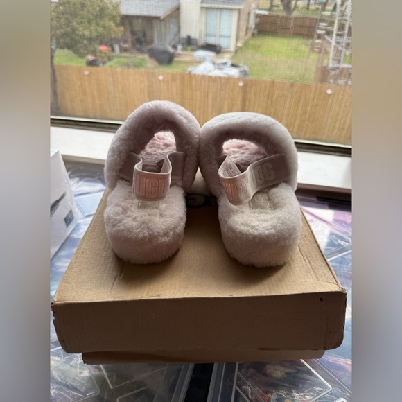 UGG Fluffy Yeah Slides Pink Size 9 - Picture 6 of 9